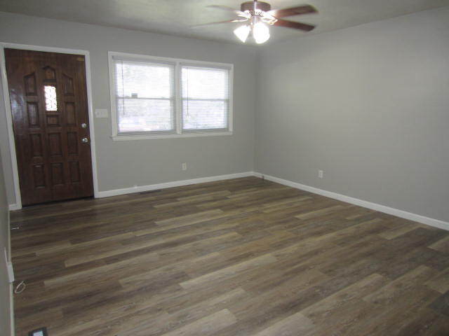 Building Photo - 526 E Edgewood St
