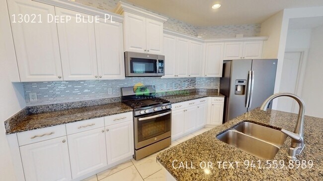 Building Photo - 13021 Deep Blue Pl