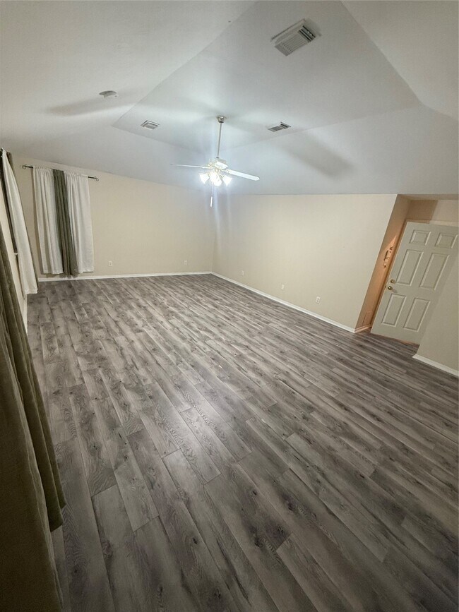 Building Photo - 1809 Oakland Cir