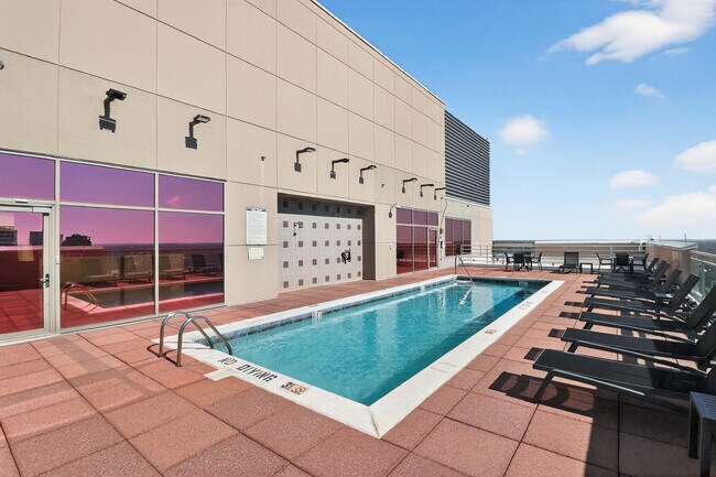 Building Photo - 315 Arlington Ave