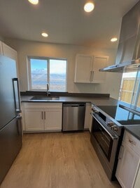 Building Photo - Newer 3 Bedroom Duplex with Gorgeous River Views