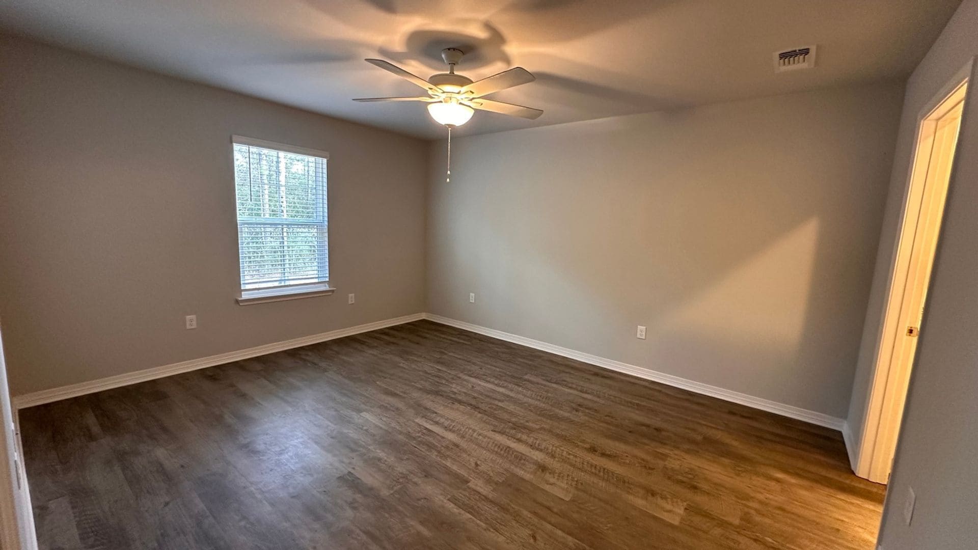 Building Photo - 14221 Sanctuary Trl Dr