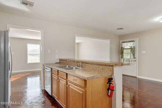 Building Photo - 1026 Carmen Dr