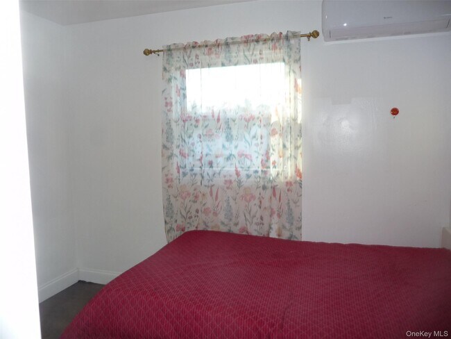 Building Photo - 7 Weather Vane Way