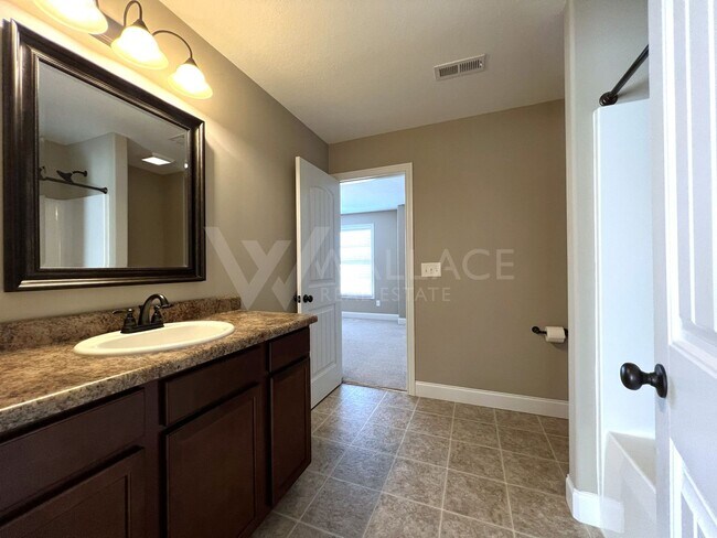 Building Photo - BEAUTIFUL 3 BEDROOM HOME IN CLEAR SPRING P...