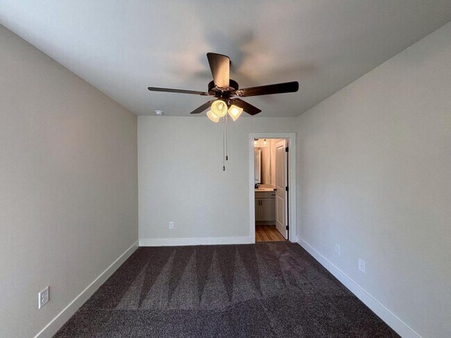 Building Photo - 4542 Highland Gate Pkwy