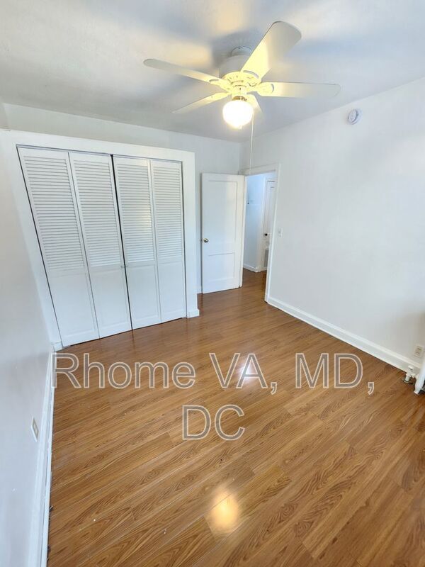 Building Photo - 515 Franklin St NE