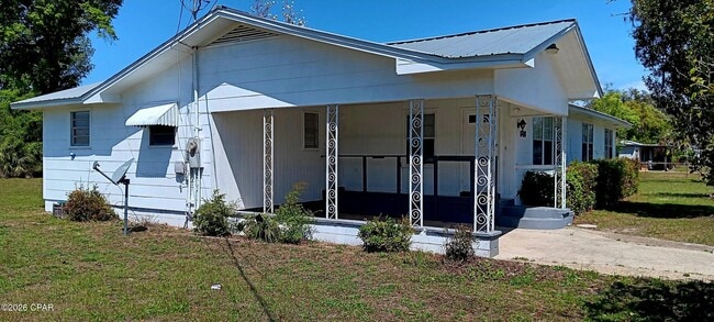 Building Photo - 648 N 9th Plaza