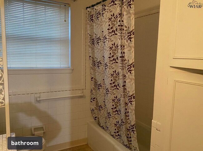 Building Photo - 3512 Fairway Blvd