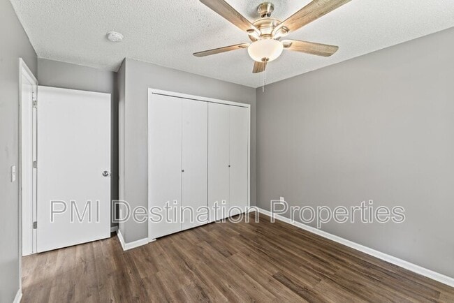 Building Photo - 8580 Kill Creek Rd