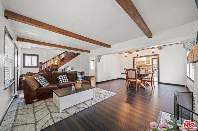 Building Photo - 5732 6th Ave