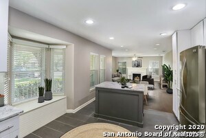 Building Photo - 240 Calumet Pl