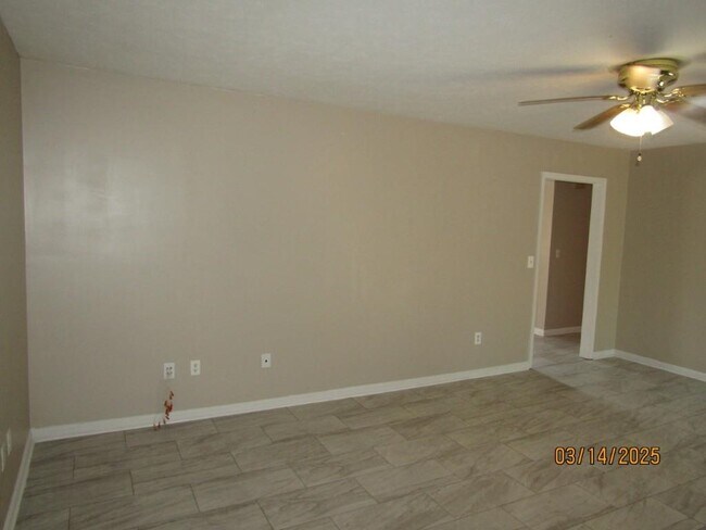 Building Photo - 1345 Dick Pond Rd