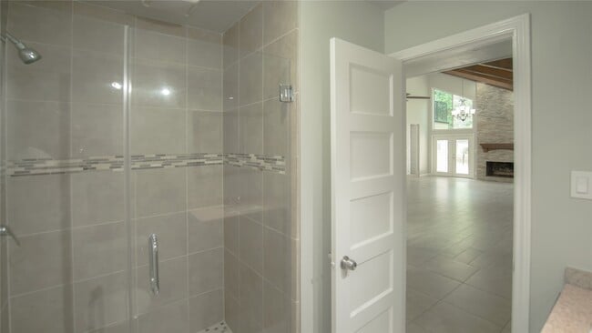 Building Photo - 3406 Deerwood Ln