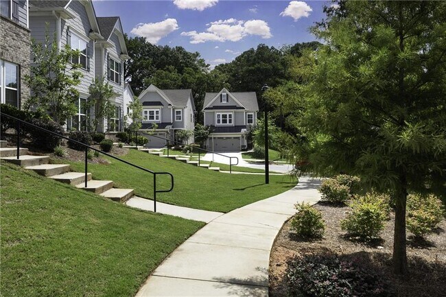 Building Photo - 3363 Park Pointe Cir