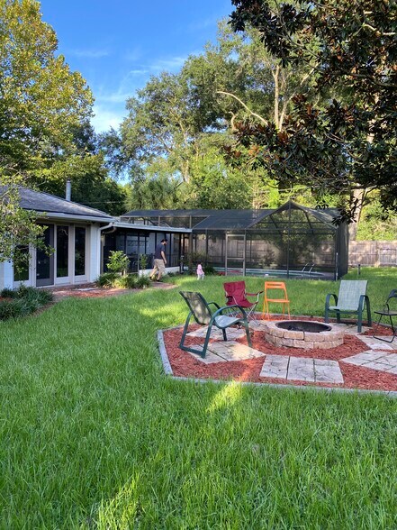 Fenced in Backyard with fire pit - 2031 NW 8th Pl