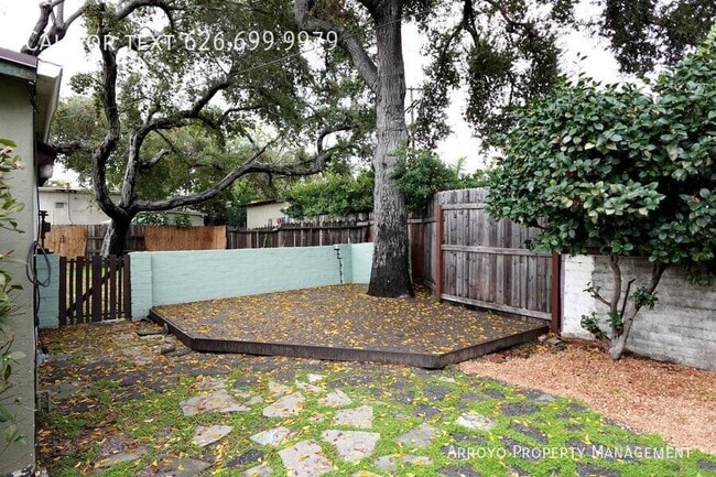 Building Photo - 3216 Brandon St