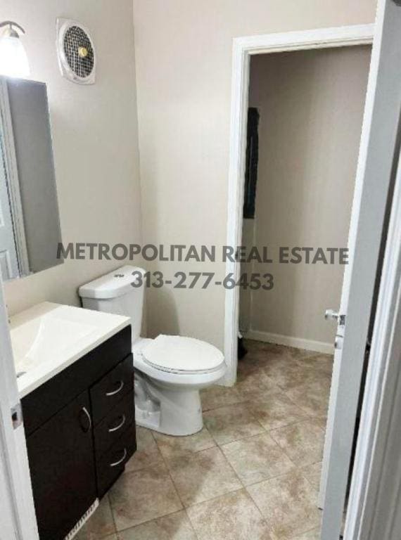 Building Photo - 474 Robbe Ave