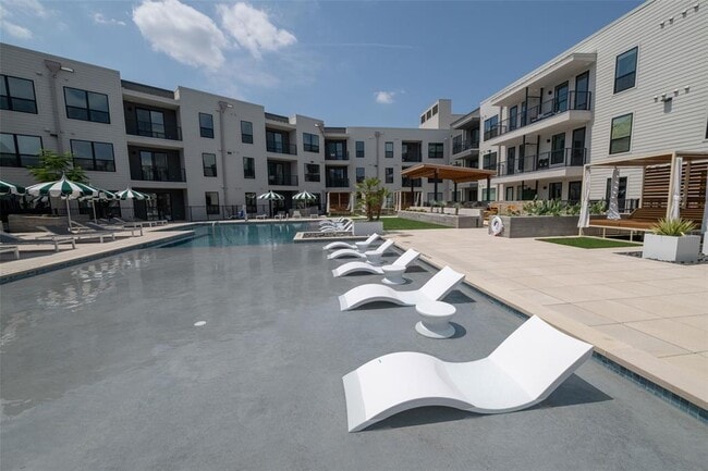 Building Photo - 1701 Simond Ave Ave