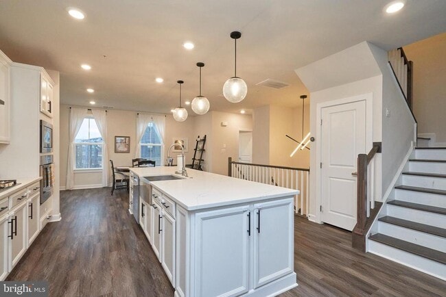 Building Photo - 2269 Woodland Gap Terrace