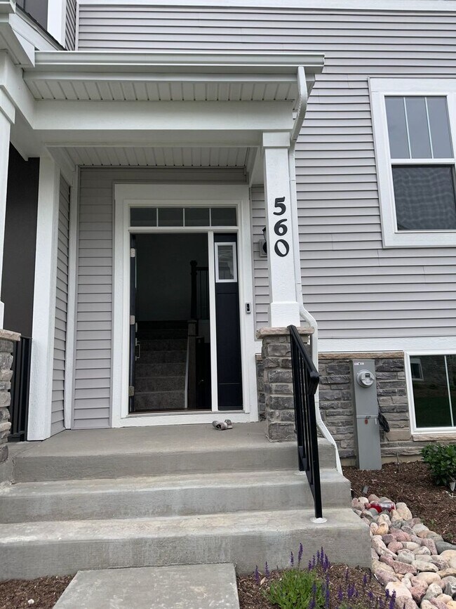 Building Photo - 560 Wolverine Dr