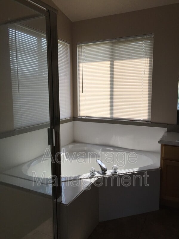 Building Photo - 3487 W Colony Cove