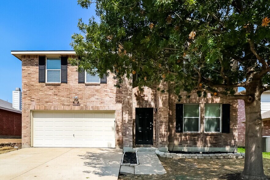 Primary Photo - 631 Silvertop Rd