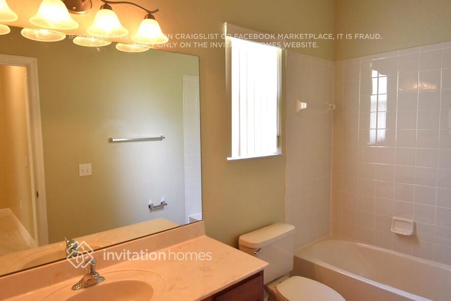 Building Photo - 2509 Calla Lily Cove