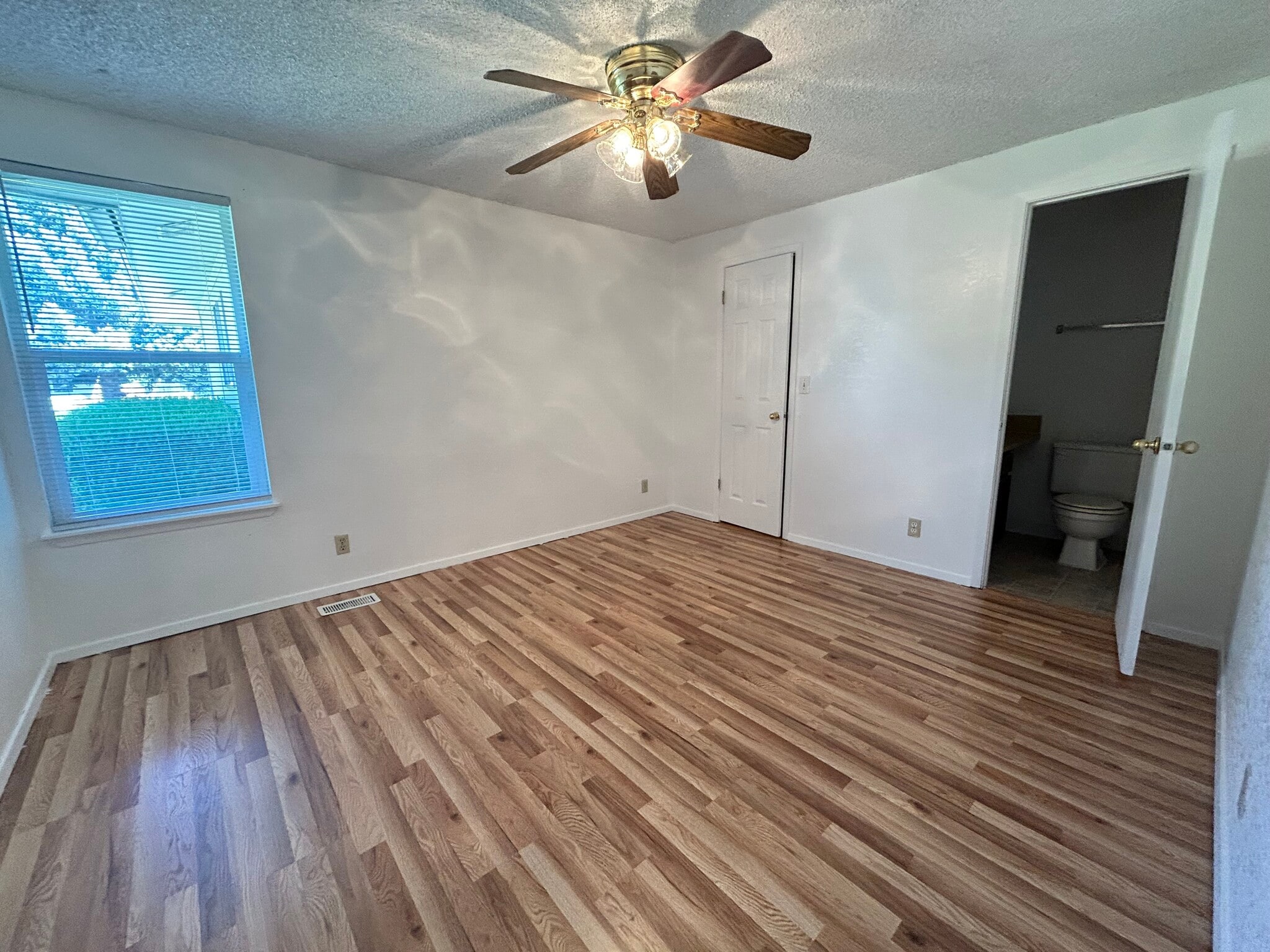Building Photo - 10505 W Ardyce Ct