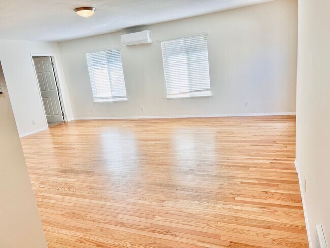 Building Photo - Must See Stunning Updated 3BR/2BA Home Available Now!