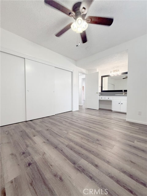 Building Photo - 1208 S Marengo Ave