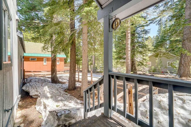 Building Photo - 14474 Northwoods Blvd