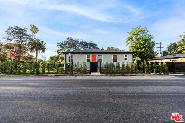 Building Photo - 5500 Morella Ave