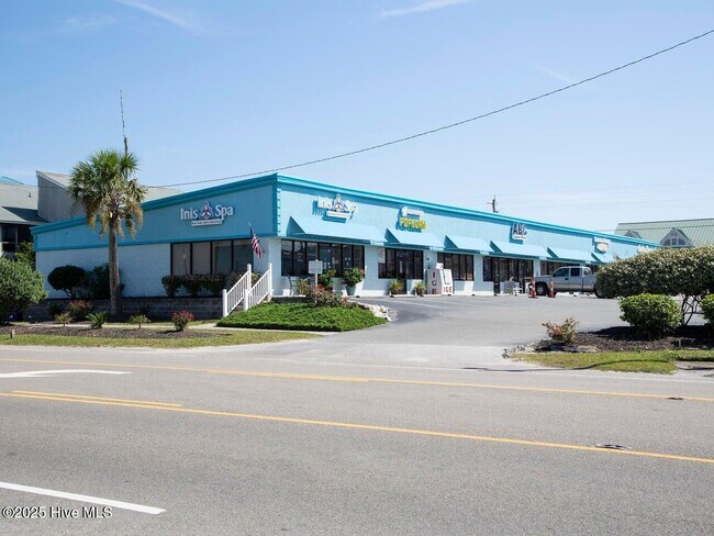 Building Photo - 117 S Grassland Rd