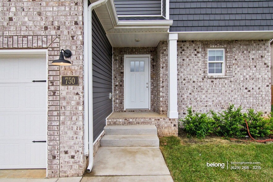 Building Photo - 750 Banister Dr