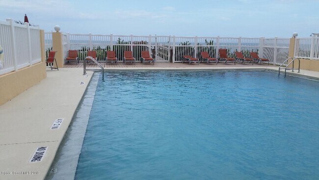 Building Photo - 1811 Jimmy Buffett Mem Hwy