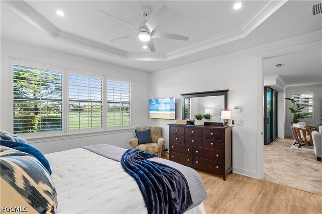 Building Photo - 8760 Bellano Ct
