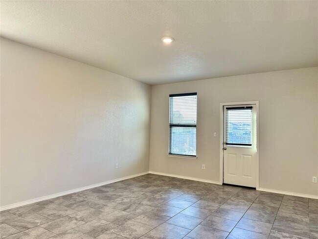 Building Photo - 3111 Red Columbine