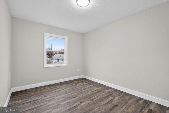 Building Photo - 5708 Mitchell Rd