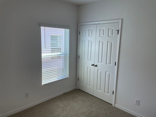 Building Photo - Brand New 4 bedroom 2 bath home - corner lot