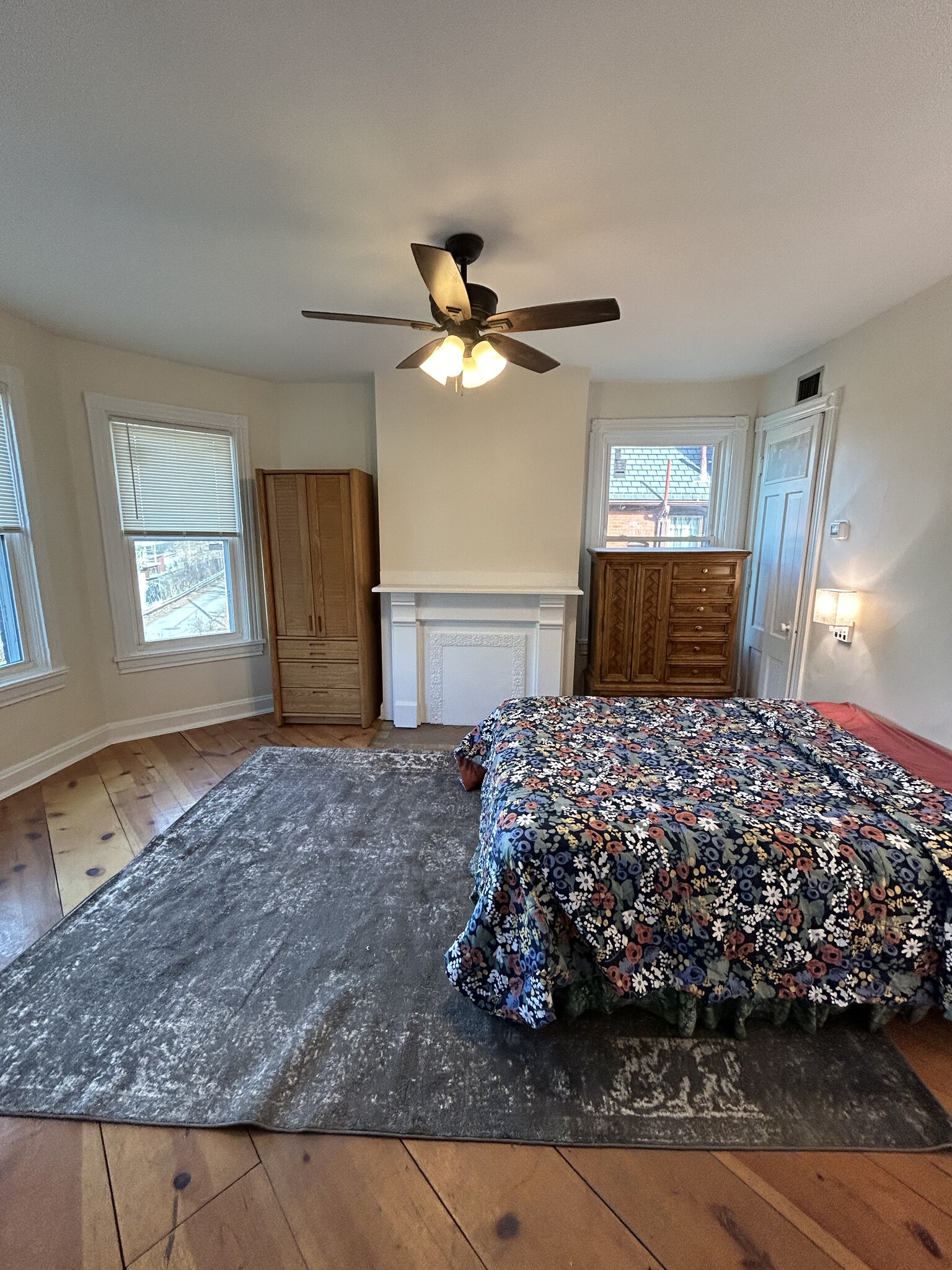 Master Bedroom - 14 Brownell St