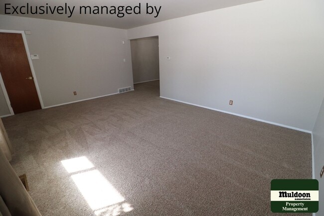 Building Photo - Main Level Living, Close to Ft Carson. 1  ...