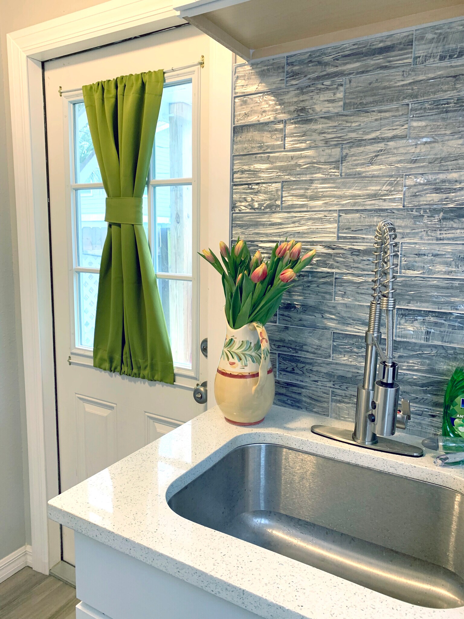 Building Photo - 2716 18th St N