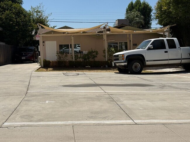 Building Photo - 11064 San Juan St