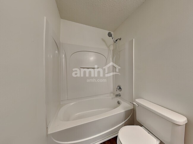 Building Photo - 808 Topsail Dr