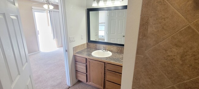 Building Photo - LARGE HOME WITH MANY UPDATES