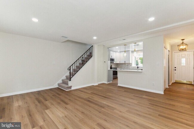 Building Photo - 202 Guthrie Ave
