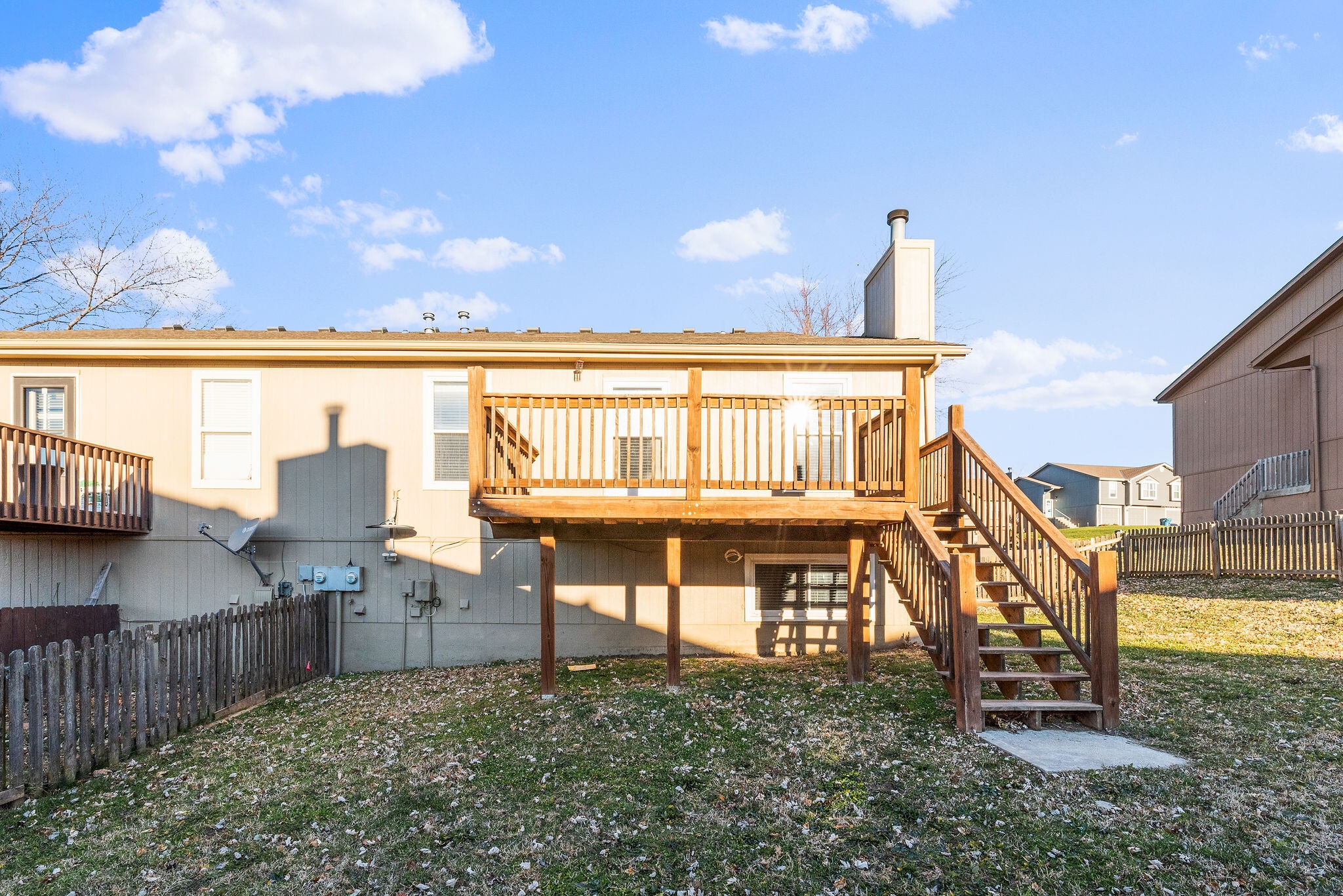 Building Photo - 937 Goldfinch Ln