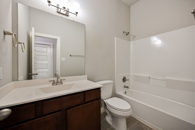 Building Photo - 127 Wickersham