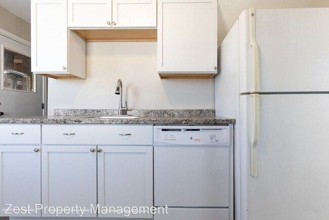 Building Photo - 3 br, 1 bath House - 17605 Stephens Drive